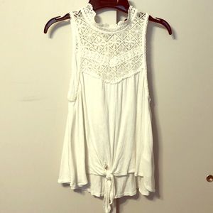 Junior’s M Aeropostale Top